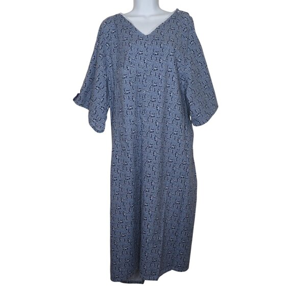 2 Blue Printed Hospital Gowns OS Adjustable with Snaps Tie Closure Cotton Polyes - Picture 2 of 7